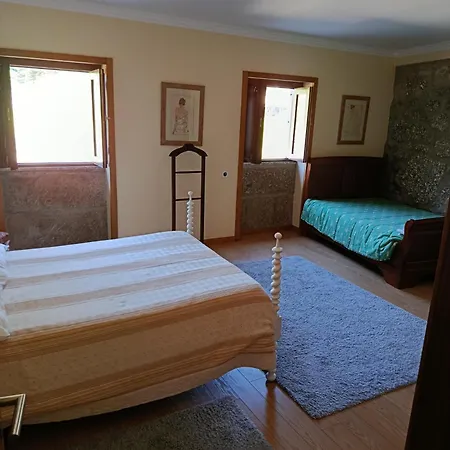 Casa Do Pomarelho 포보아데란호소